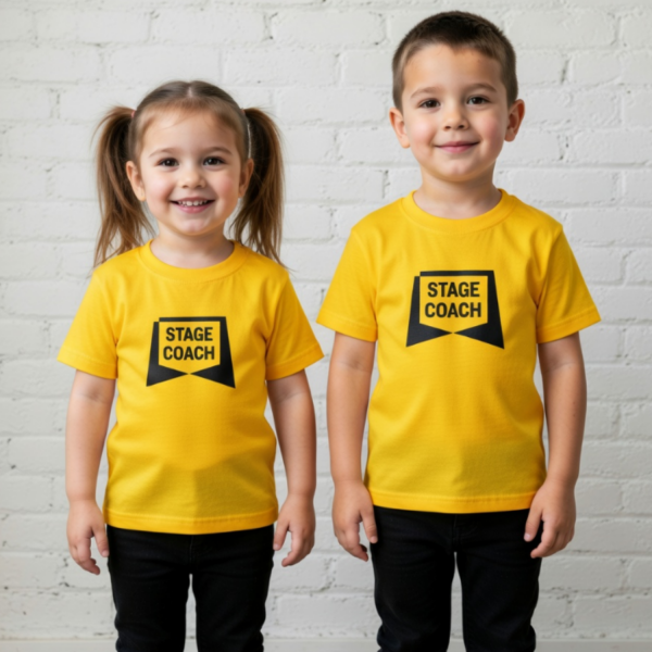 T-Shirt gelb für Kinder aus Baumwolle, Rundhals mit schwarzem Stagecoach-Logo auf Brust